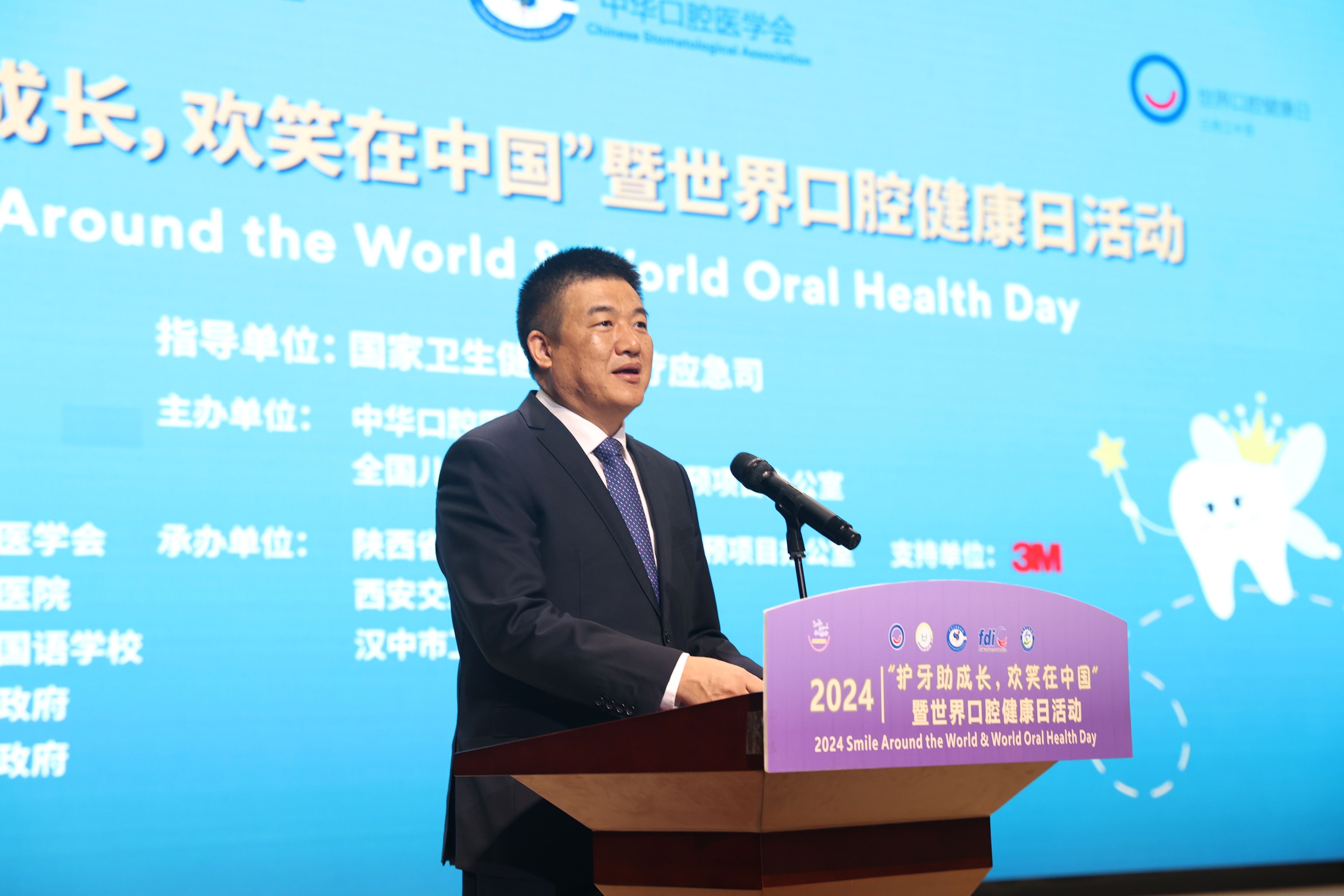 寧海傳媒小記者變身小牙醫(yī)